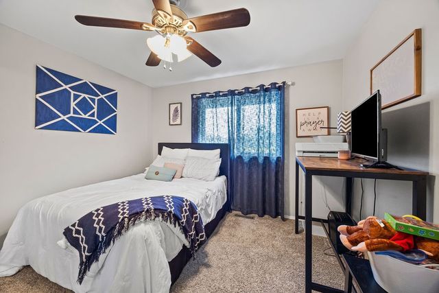 702 E Sumac Street, Rogers, AR 72756