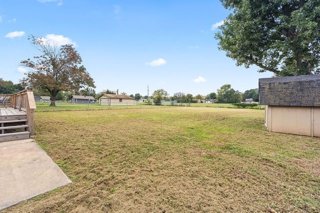 702 E Sumac Street, Rogers, AR 72756