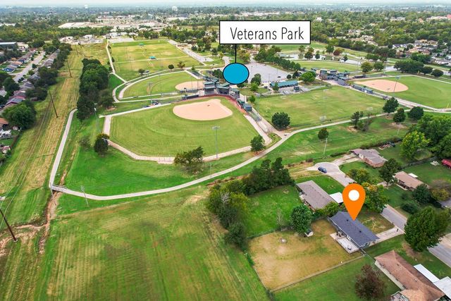 702 E Sumac Street, Rogers, AR 72756