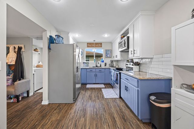 702 E Sumac Street, Rogers, AR 72756