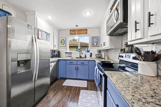 702 E Sumac Street, Rogers, AR 72756