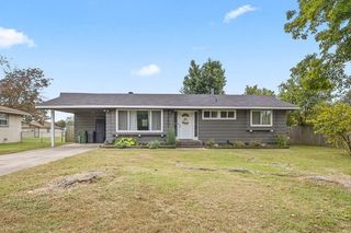 702 E Sumac Street, Rogers, AR 72756