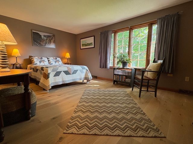 351-355 Main Street G, Easthampton, MA 01027