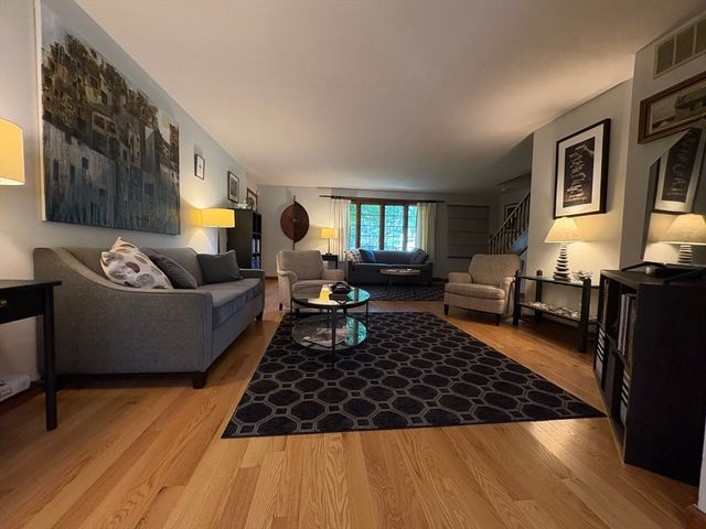 351-355 Main Street G, Easthampton, MA 01027