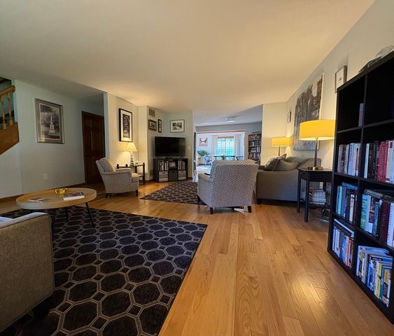 351-355 Main Street G, Easthampton, MA 01027