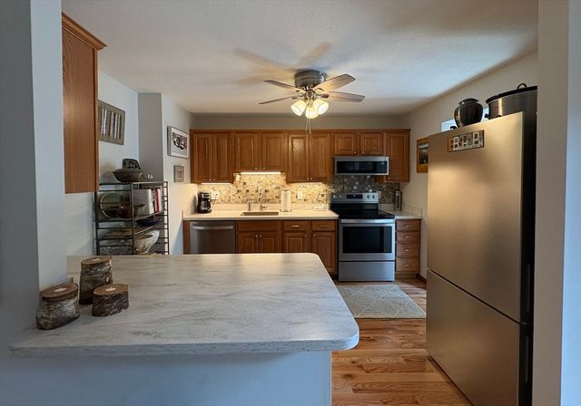 351-355 Main Street G, Easthampton, MA 01027