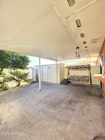 4711 W NORTHERN Avenue, Glendale, AZ 85301