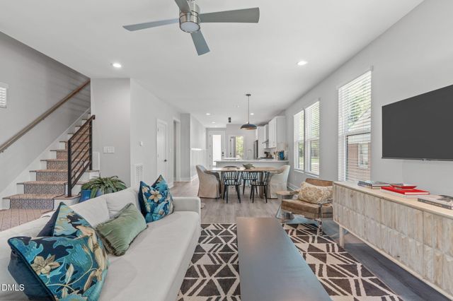 2325 Sheffield Road 101, Raleigh, NC 27610
