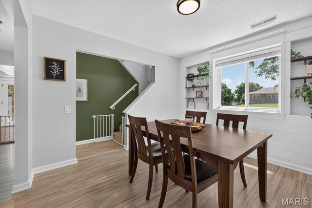 1301 Cave Springs Estate Drive, St Peters, MO 63376
