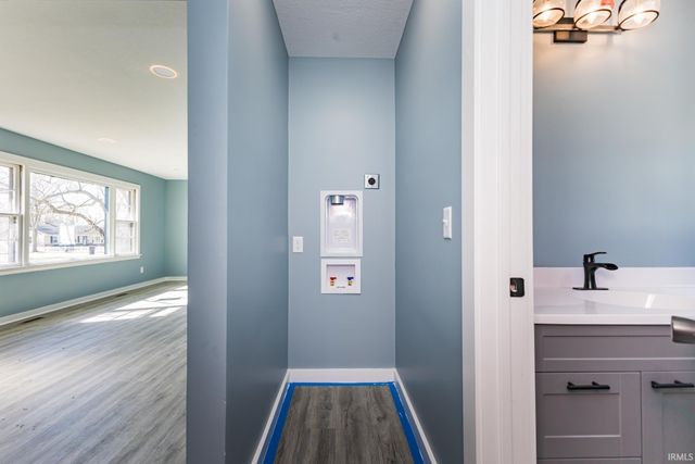 3509 E Maplegrove Avenue, Fort Wayne, IN 46806