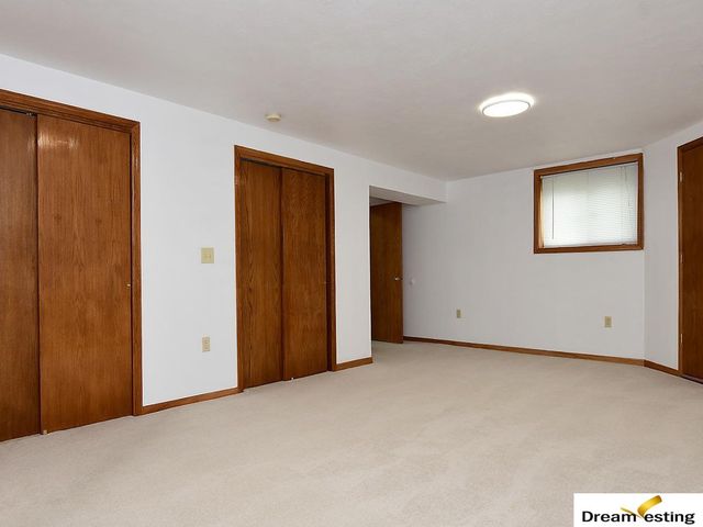 17224 K Street, Omaha, NE 68135