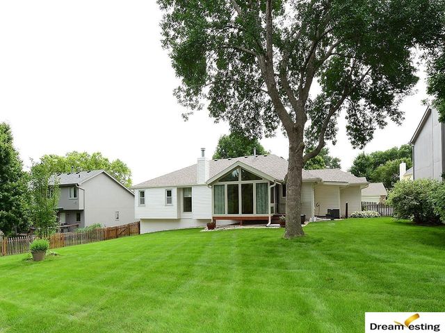 17224 K Street, Omaha, NE 68135