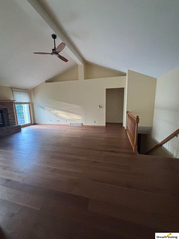 17224 K Street, Omaha, NE 68135