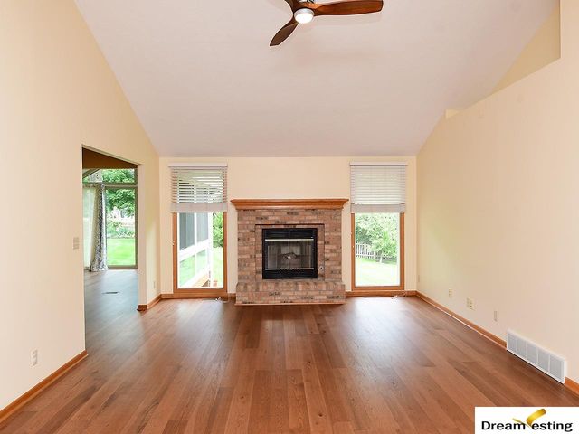 17224 K Street, Omaha, NE 68135