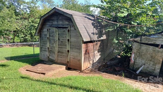 203 Church Street, Rhodhiss, NC 28630