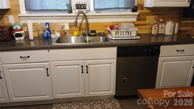 203 Church Street, Rhodhiss, NC 28630