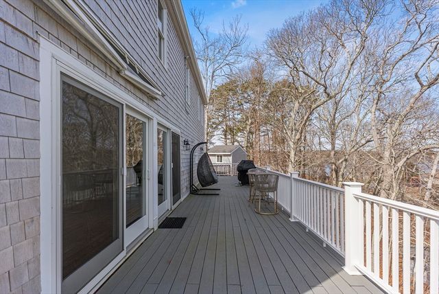 29 Eagle Hill Drive, Plymouth, MA 02360