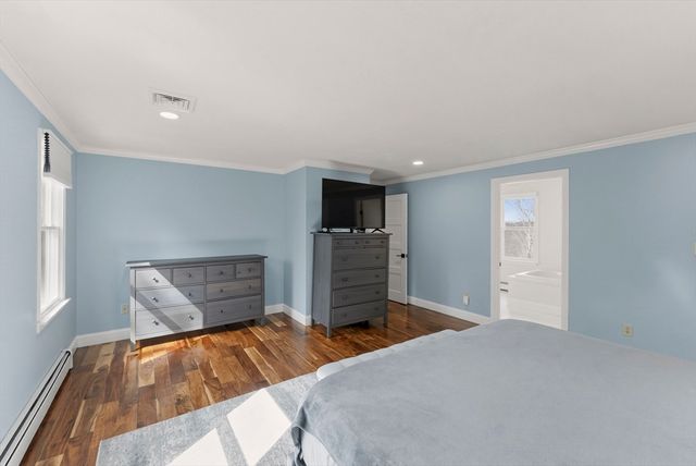 29 Eagle Hill Drive, Plymouth, MA 02360