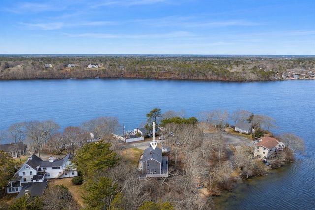 29 Eagle Hill Drive, Plymouth, MA 02360