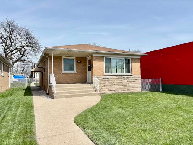 1915 169th Street, Hammond, IN 46324