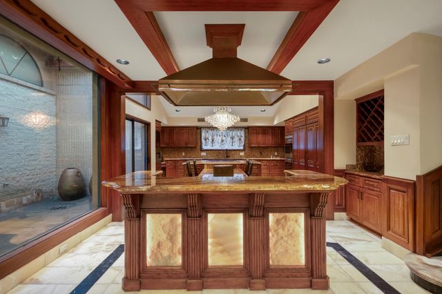 6535 Buffalo Speedway, Houston, TX 77005