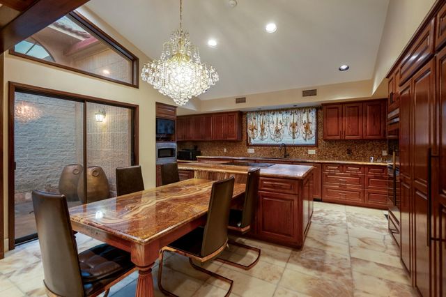 6535 Buffalo Speedway, Houston, TX 77005