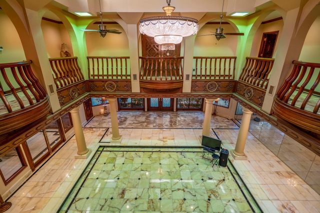 6535 Buffalo Speedway, Houston, TX 77005