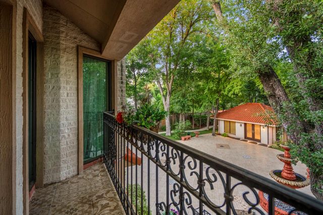 6535 Buffalo Speedway, Houston, TX 77005