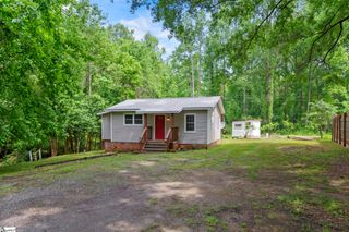 10426 Greenville Highway, Wellford, SC 29385