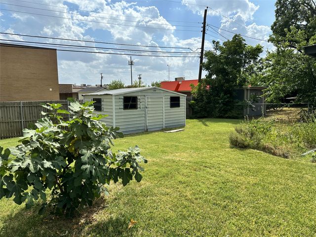 2713 Westview Drive, Mesquite, TX 75150