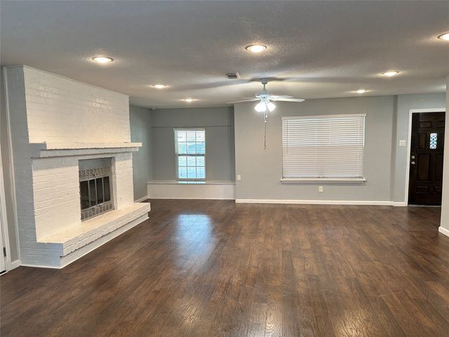 2713 Westview Drive, Mesquite, TX 75150