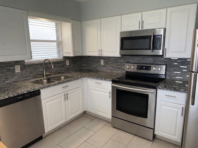 2713 Westview Drive, Mesquite, TX 75150