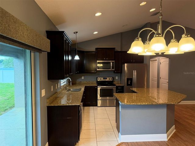 10340 SE 69TH TERRACE, Belleview, FL 34420