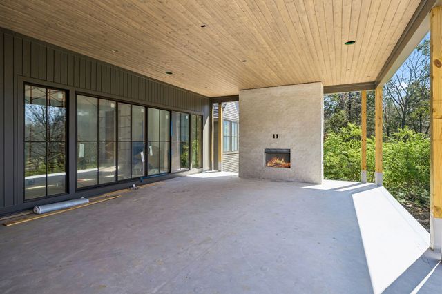 4521 Shys Hill Rd, Nashville, TN 37215