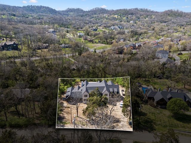 4521 Shys Hill Rd, Nashville, TN 37215
