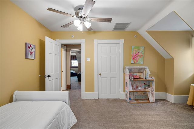 1 Hawthorne Place, Independence, MO 64052