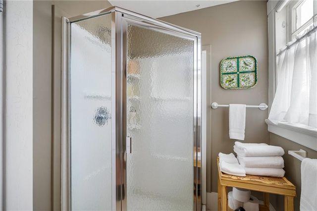 1 Hawthorne Place, Independence, MO 64052