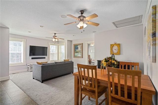 1 Hawthorne Place, Independence, MO 64052