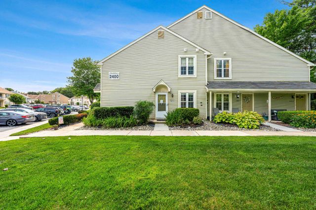 2407-A SEDGEFIELD DR, Mount Laurel, NJ 08054