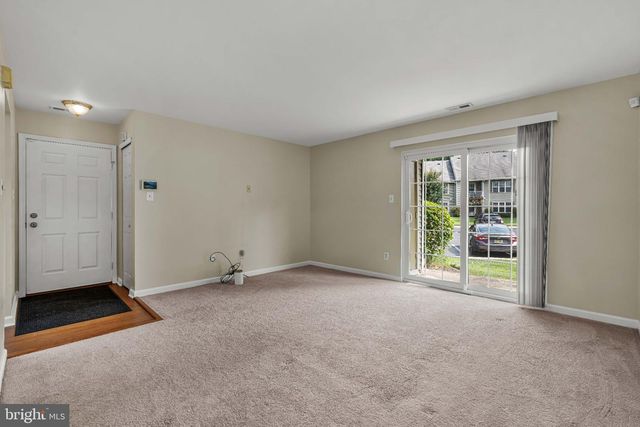 2407-A SEDGEFIELD DR, Mount Laurel, NJ 08054