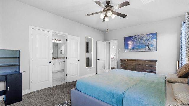 28802 FRONT GATE, Fair Oaks Ranch, TX 78015