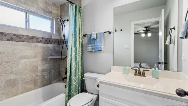 28802 FRONT GATE, Fair Oaks Ranch, TX 78015