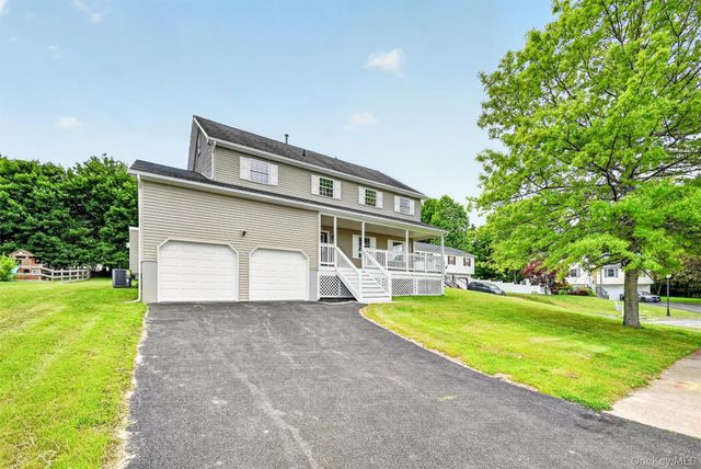 30 Wavey Willow Lane, Montgomery, NY 12549