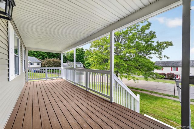 30 Wavey Willow Lane, Montgomery, NY 12549