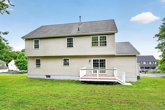 30 Wavey Willow Lane, Montgomery, NY 12549