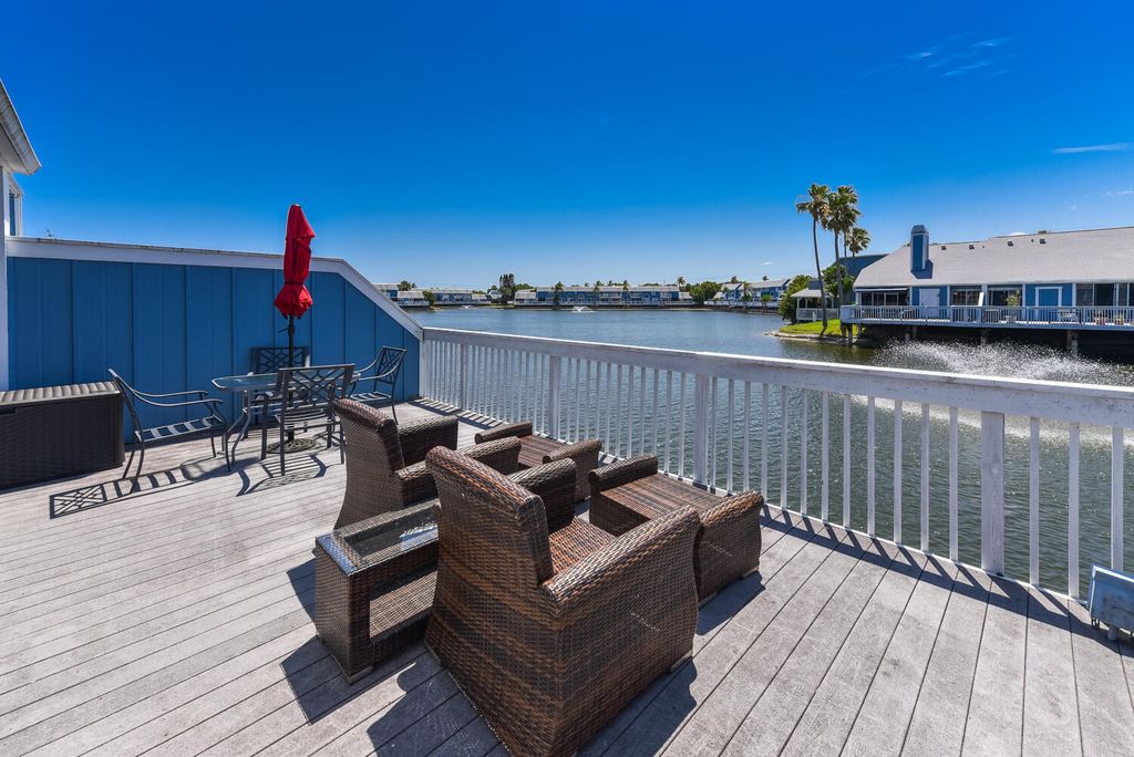 209 Ocean Dunes Circle, Jupiter, FL 33477