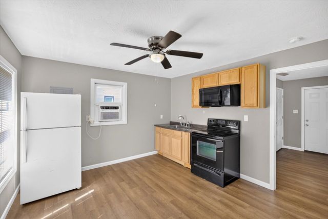 2753 W Nichols Street, Springfield, MO 65803