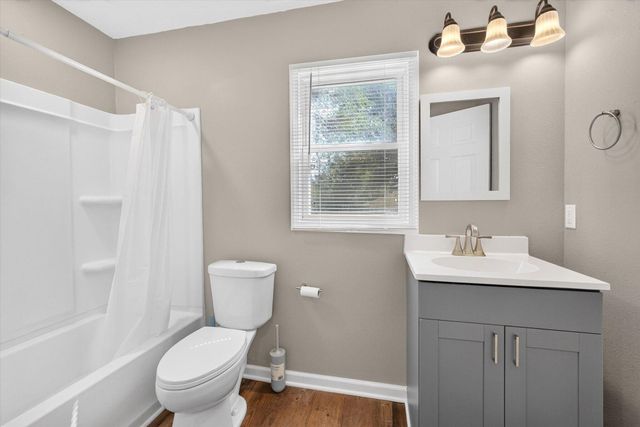 2753 W Nichols Street, Springfield, MO 65803