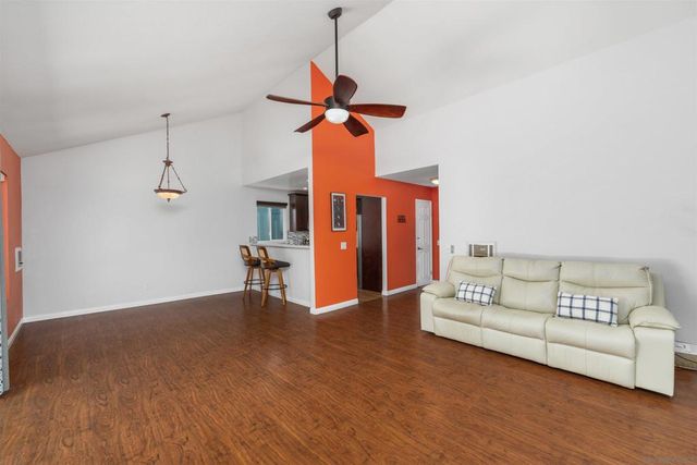 930 Via Mil Cumbres 142, Solana Beach, CA 92075
