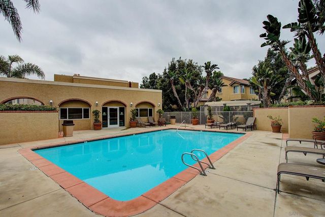 930 Via Mil Cumbres 142, Solana Beach, CA 92075